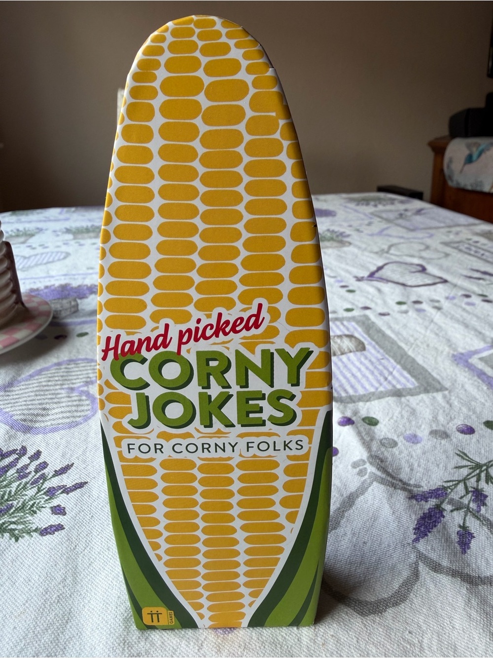 🌽 Hand Picked Corny Jokes for Corny Folks - Yellow & Green 🌽 NWT 🌽